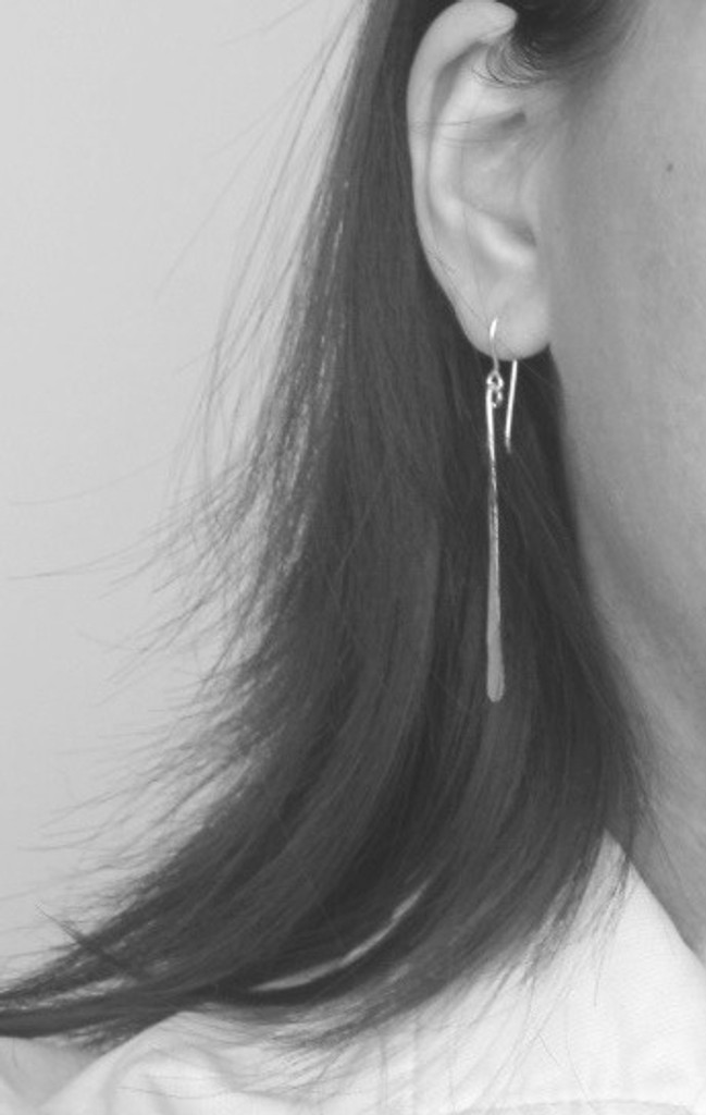 Gold or Silver Thin Long Linked Bar Drop Earrings, Vertical Bar Drop  Earrings, Dainty Tiny Bar Dangle Earrings, Minimalist Earrings - Etsy